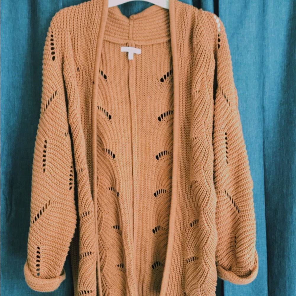 Vintage-Style Knit Cardigan🍂